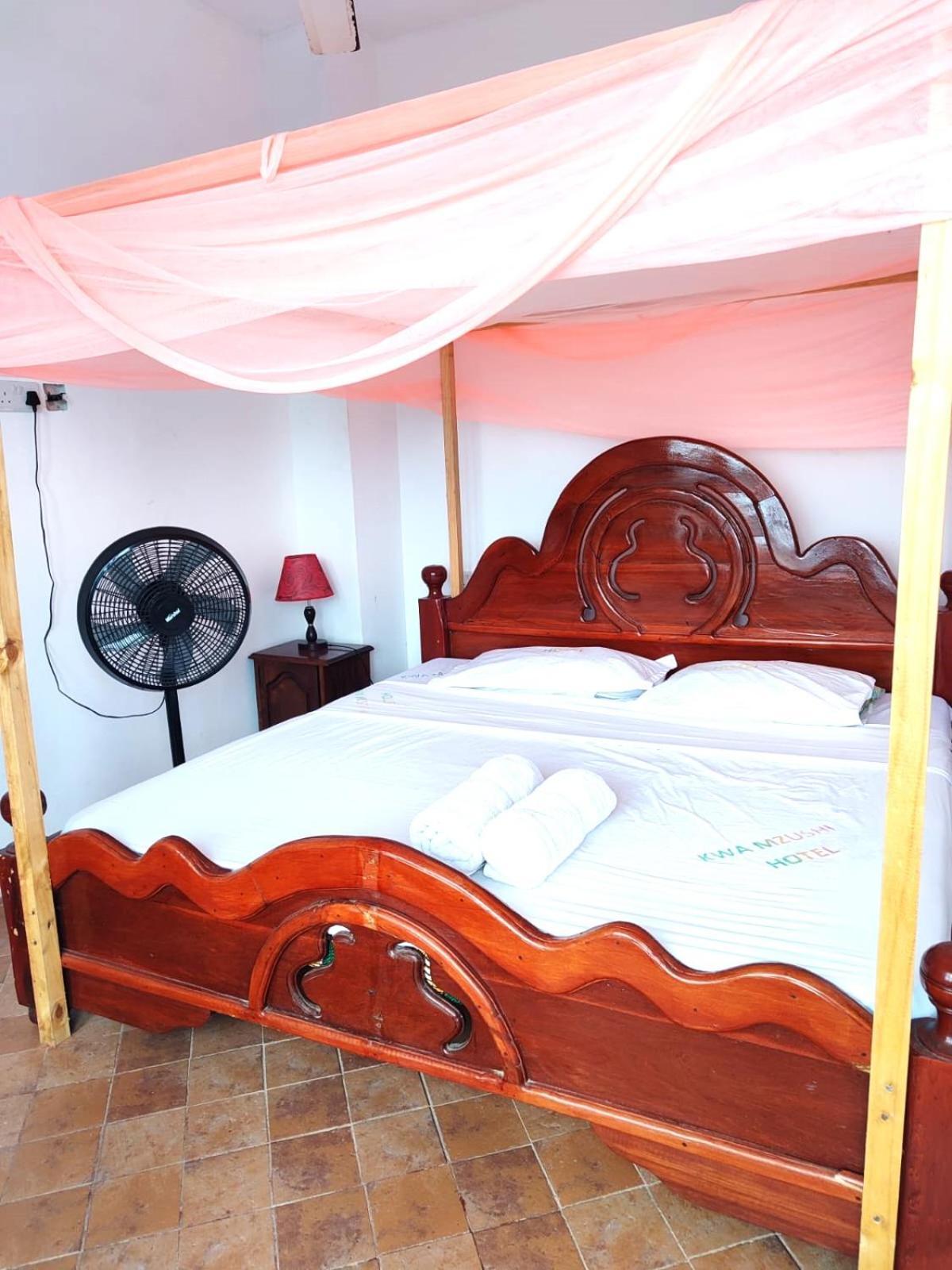 Homeland Swahili Lodge Nungwi Backpacker Apartments Budget Eksteriør billede
